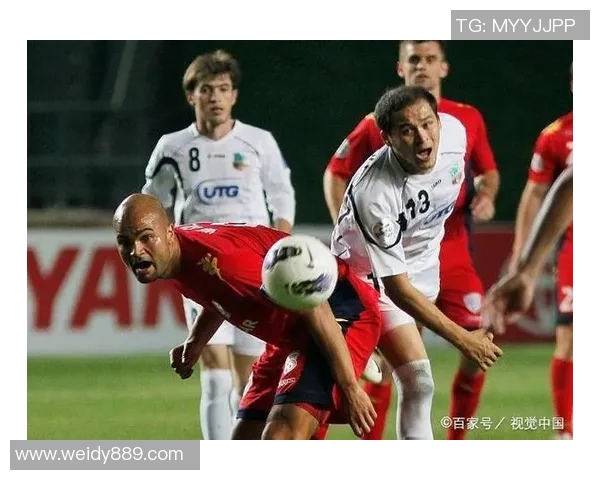 柏斯波利斯与塔什干的精彩对决揭示亚洲足球的魅力与竞争力 柏斯波利斯与塔什干的精彩对决揭示亚洲足球的魅力与竞争力