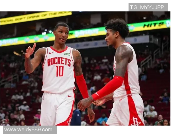 火箭与爵士激战正酣1月28日精彩对决值得期待 火箭与爵士激战正酣1月28日精彩对决值得期待